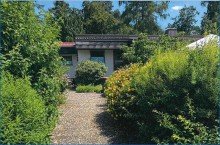 Haus Ansicht Bezugsfreies, gro�z�giges Wohnhaus in ruhiger Waldrandlage von Singen mit Doppelgarage.