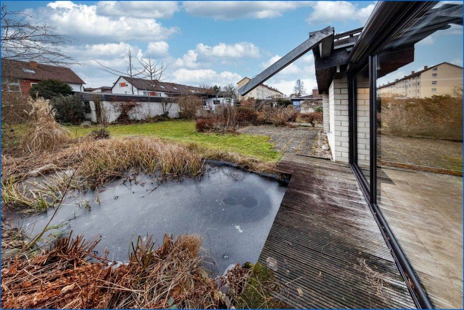 Terrasse/ Teich Einfamilienhaus Singen