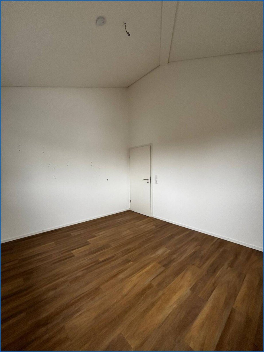 Schlafzimmer 1 Zweifamilienhaus M�hlhausen-Ehingen / Ehingen