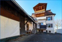Ansicht hinten RZ-City / Mehrfamilienhaus mit 3 Wohnungen, gro�em Grundst�ck, Doppel-Garagen usw. ideale Lage!