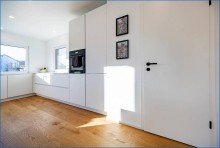 EBK2 Gro�z�gig u. modern: Traum-Einfamilienhaus in sch�ner Lage von Rielas.-Worblingen,Bj.24, KfW 40+ !