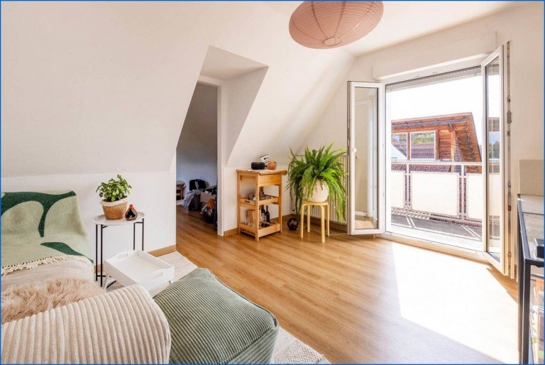 Wohnzimmer �berlingen am See Dachgeschosswohnung Traumhafte 3-Zi. Dachgeschosswohnung in �berlingen am See, mit Stellplatz und Balkon frei ab 01.12