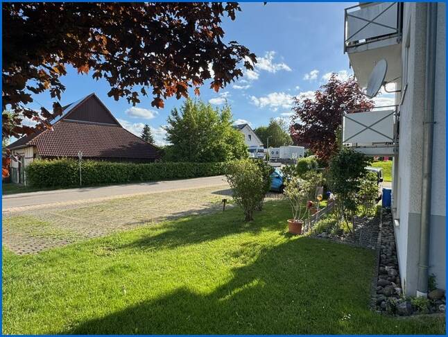 PKW-Stellplatz Etagenwohnung Hohenfels / Liggersdorf