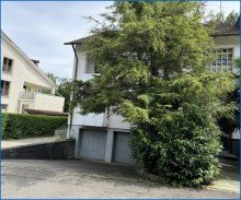 Eingang KN-Staad - 3 Zi. Wohnung (1.OG) mit 2 Balkonen, in sch�ner ruhiger Lage-BEZUGSFREI !!