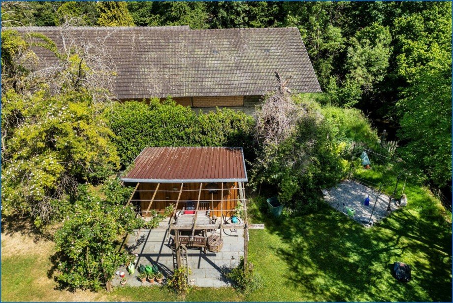 Blick Garten Einfamilienhaus Volkertshausen