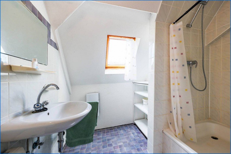 Bad DG Einfamilienhaus Singen