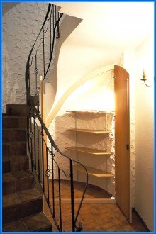 Abstellraum, KG Repr�sentative und stimmungsvolle 4,5 Zi.-EG-Wohnung mit gro�em Balkon in 3 FH, Stockach-Oberstadt!